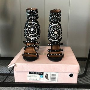 CAPE ROBBIN CARLITTA HEEL BLACK 8